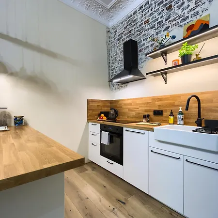 Cosy And Stylish - Odyssey Flat * Legnica